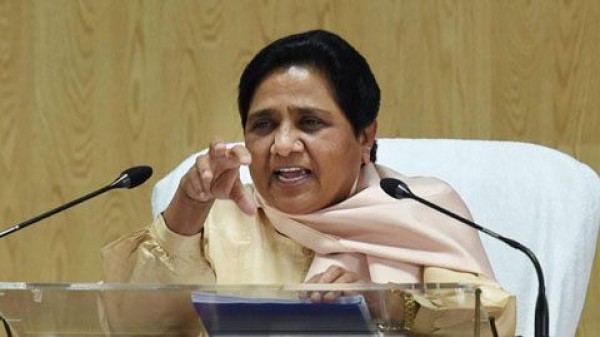 सरकार पीड़ित को गुमराह न करे, न्याय दिलाने की केंद्रित करे ध्यान: मायावती