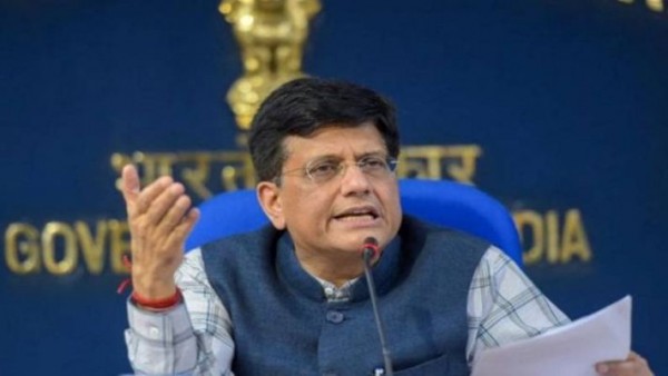 किसानों की आय दोगुनी करने पर काम कर रहे पीएम मोदी