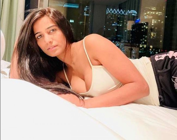 पूनम पांडे ने ब्वॉयफ्रेंड सैम बॉम्बे से की सगाई