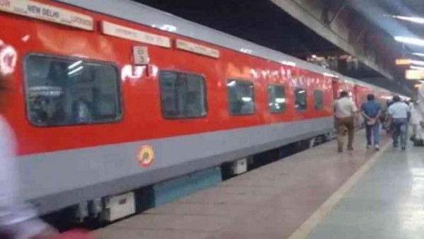 रेलवे ने राजधानी-शताब्दी-दुरंतो समेत 28 ट्रेनें अगले आदेश तक रद्द की