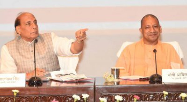 राजनाथ ने लखनऊ को दी 1,710 करोड़ की परियोजना की सौगात, योगी की प्रशंसा की