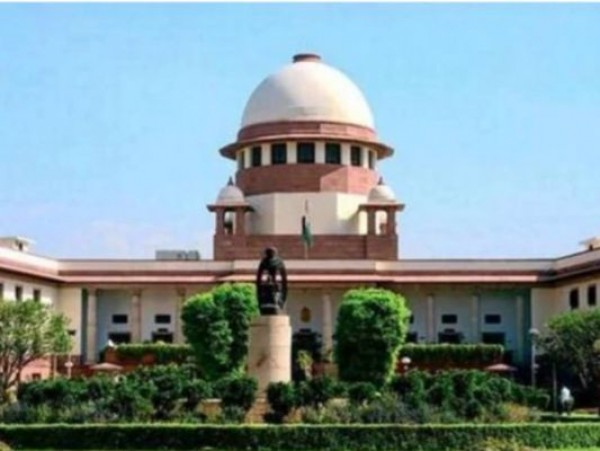 सिब्बल बोले- ये निजता पर हमला, चीफ जस्टिस बोले, तो फिर FIR क्यों नहीं करवाई?