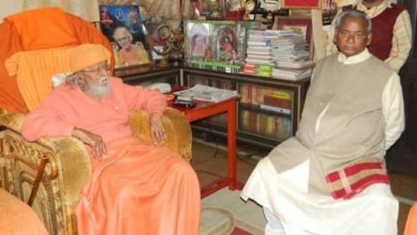 सीएम योगी के गुरु महंत अवेद्यनाथ के चहेते थे कल्‍याण,
