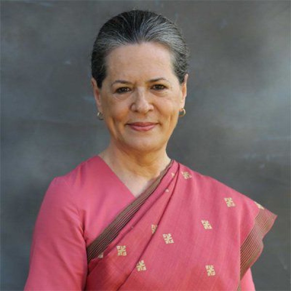 रायबरेली के डीएम से सोनिया गांधी ने कहा, सांसद निधि में बची राशि कोरोना से निपटने में करें खर्च
