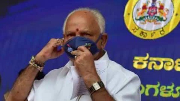 कर्नाटक: तो हिल चुकी है येदियुरप्पा की कुर्सी? गैर विवादित चेहरे की तलाश में BJP