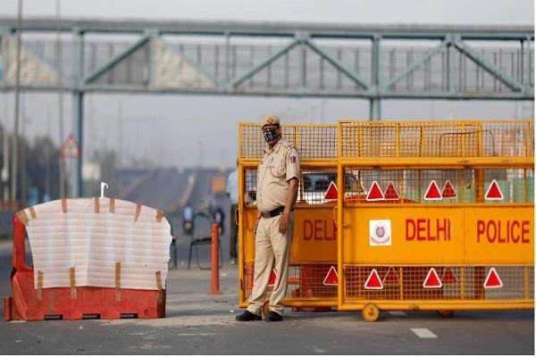 कोरोना से इंफेक्टिड होने पर दिल्ली पुलिसकर्मचारी को मिलेगी 1 लाख मदद