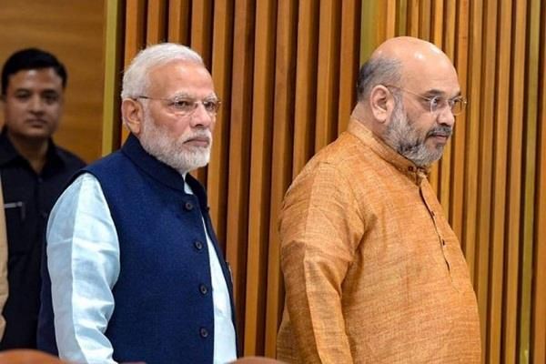 एक साल में दो सहियोगियों ने छोड़ा भाजपा का साथ, क्या एनडीए में खुद को असुरक्षित कर रहे छोटे दल?