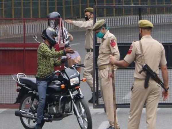अब खुली रहेंगी स्कूली किताबों और बिजली के पंखों की दुकानें