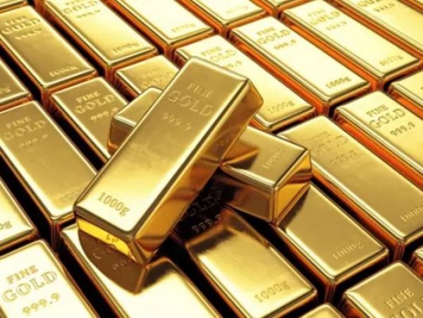 ऑल टाइम हाई से 12000 रुपए सस्ता हुआ सोना