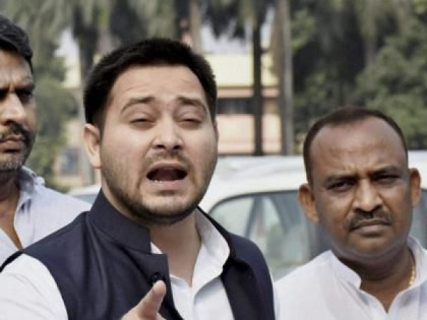 जाति आधारित जनगणना का मामला गरमाया, तेजस्वी यादव ने ट्वीट कर साधा निशाना