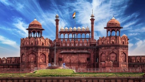 स्वतंत्रता दिवस पर आसमान में स्नाइपर्स, कैमरों से होगी लाल किले की पेट्रोलिंग