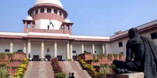 अदालत का समय बर्बाद करने के लिए न्यायालय ने उत्तर प्रदेश सरकार पर 15 हजार रुपए जुर्माना लगाया