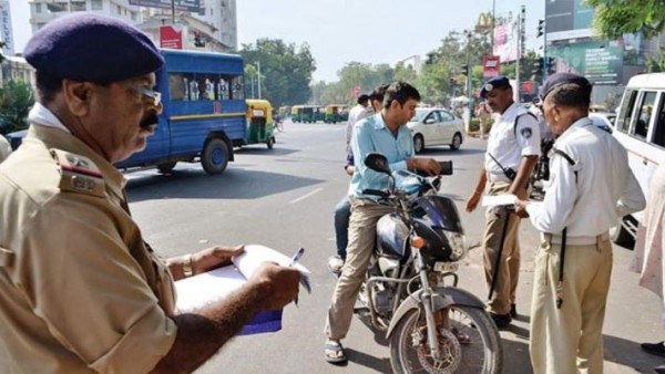 आज से यूपी में बदल गया ट्रैफिक नियम, जान लें वरना लगेगा भारी जुर्माना