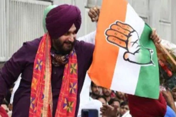  इस्तीफे के बाद सिद्धू के आवास पर मंथन जारी, परगट सिंह पहुंचे