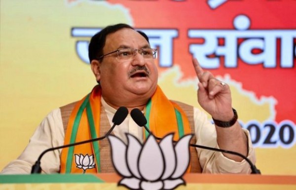 मनमोहन सिंह उसी दल के नेता हैं जिसकी सरकार ने बिना लड़े जमीन सरेंडर कर दीः नड्डा