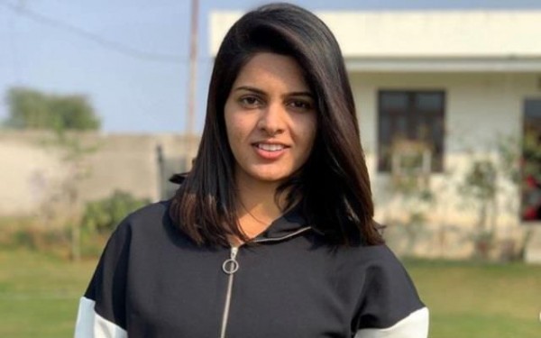 मां के देहांत से सदमे में पहुंच गई थी क्रिकेटर प्रिया पूनिया, विराट कोहली से हुई प्रोत्साहित