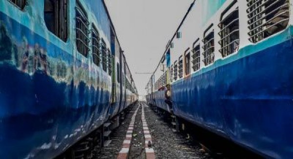 कोविड के मद्देनजर 846 पैसेंजर ट्रेनों का संचालन कर रहा रेलवे : केंद्र