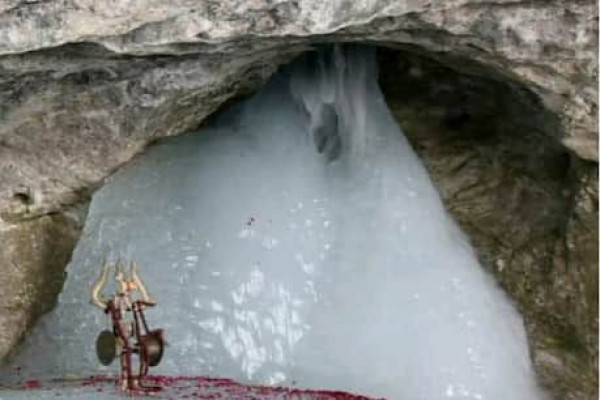 कोविड-19 महामारी की वजह से रुका अमरनाथ यात्रा के लिए रजिस्ट्रेशन