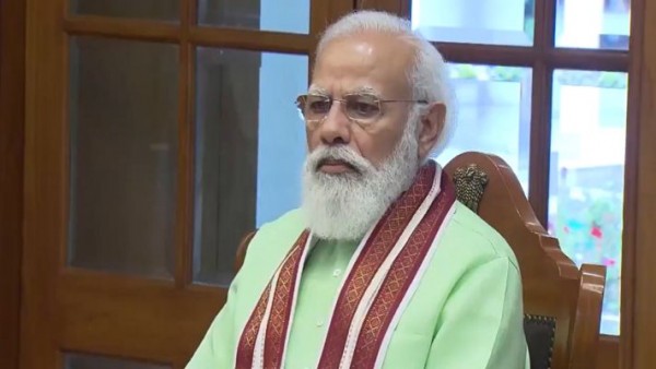 कोरोना पर उच्चस्तरीय बैठक में बोले PM मोदी- सावधानी से मनाएं त्योहार