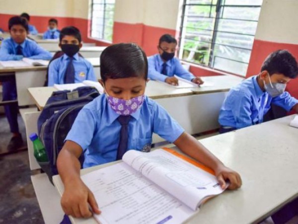 सौ से अधिक शिक्षाविदों ने वित्त मंत्री निर्मला सीतारमण को लिखा पत्र