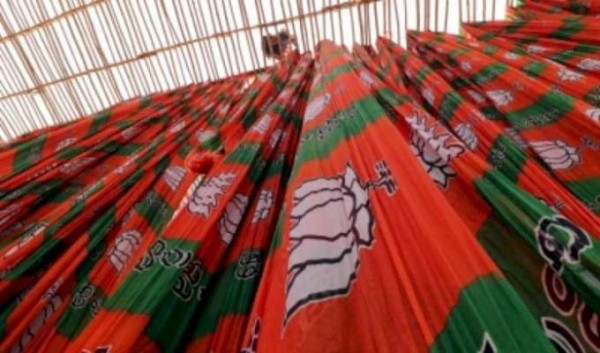 मध्य प्रदेश : भाजपा विधायकों का दिल्ली जाना रद्द