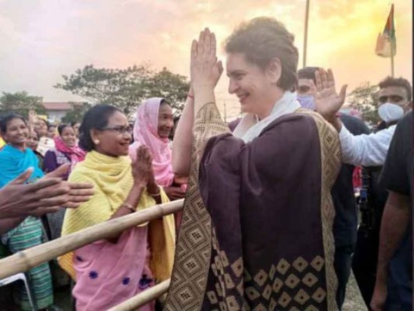 प्रियंका गांधी बोलीं- BJP देश भर में CAA लागू करने की बात करती है