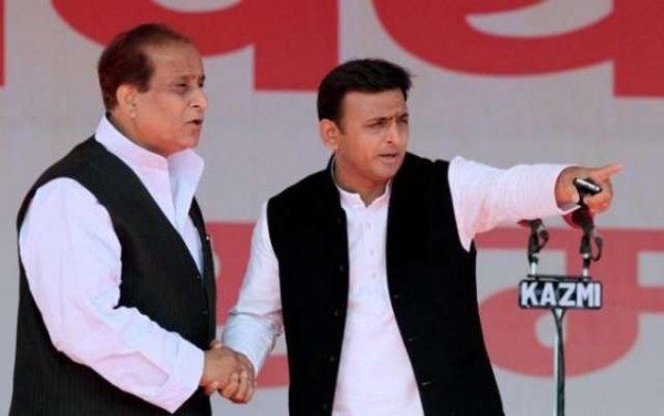आजम खां राजनीतिक षड्यंत्र के हुए शिकार : अखिलेश यादव
