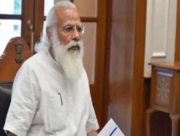 ऑक्सीजन की बढ़ती किल्लत पर पीएम की समीक्षा बैठक, निर्बाध आपूर्ति पर दिया जोर