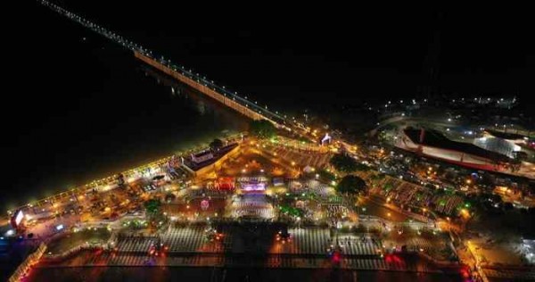 5 लाख 85 हजार दीयों से जगमग हुई प्रभु श्री राम की नगरी अयोध्या