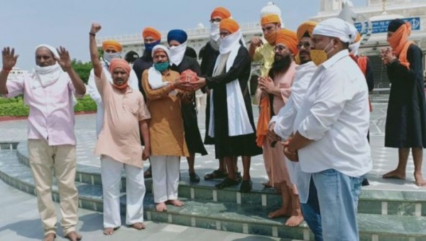 राम मंदिर निर्माण के लिए विश्व हिंदू परिषद जुटा रहा है प्रमुख धार्मिक स्थालों से मिट्टी