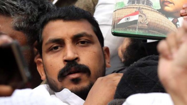 चंद्रशेखर आज़ाद को हैदराबाद पुलिस ने पकड़ा