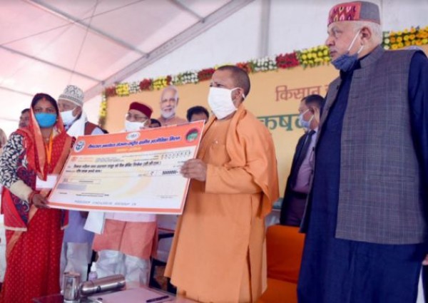 मोदी सरकार की इस योजना में यूपी में किसानों को मिली 22 हजार करोड़ की आर्थिक सहायता