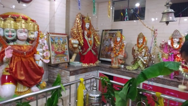 धूमधाम से मनाया गया श्री पंचमुखी हनुमान मंदिर में श्री लड्डू गोपाल भगवान की छठी उत्सव 