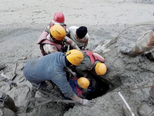 संसद में सरकार ने बताया, ऋषिगंगा में आई आपदा में 130 लोग अब भी लापता