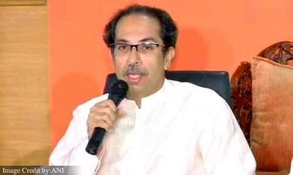 उद्धव ठाकरे बोले, मुंबई से बॉलीवुड का खात्मा बर्दाश्त नहीं करेंगे