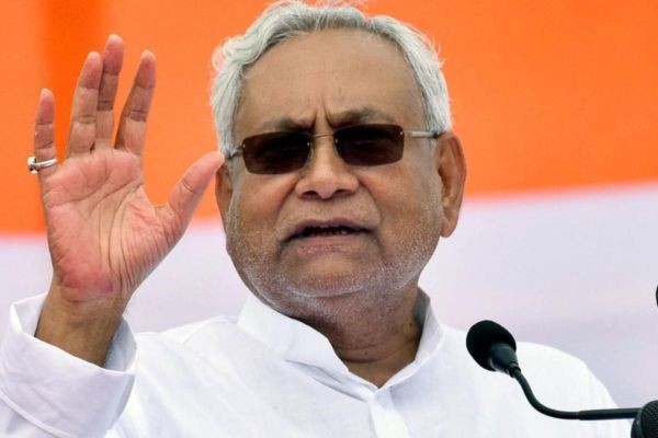 विधानसभा चुनाव से पहले नीतीश सरकार ने शिक्षकों को दिया तोहफा, 22 प्रतिशत बढ़ाई सैलरी