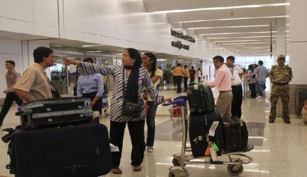 कोरोना की वजह से बढ़ेगी बेरोजगारी, 2.40 लाख नौकरियों पर संकट