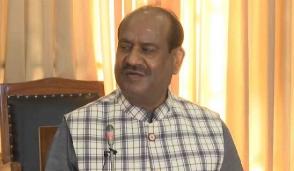 गोरखपुर में बोले ओम बिरला, कहा- लोकतंत्र के प्रति बढ़ा है लोगों का विश्वास