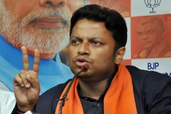 इस BJP नेता ने कहा था कोरोना हुआ तो ममता बनर्जी को लगाऊंगा गले, खुद हो गए पॉजिटिव