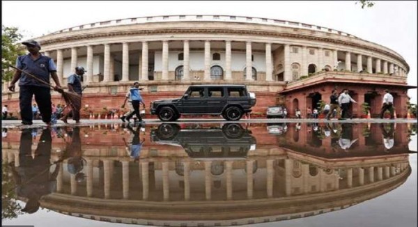संसद के बजट सत्र पर कोरोना वायरस का असर, आगंतुकों पर लगी रोक,