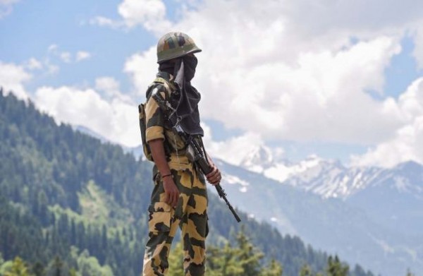 दो दशक के दौरान भारतीय सेना के कर्मियों के बीच बढ़ा तनाव का स्तर