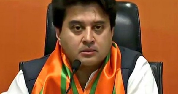 मोदी सरकार ने भारत में ड्रोन परिचालन के नियमों में किया बदलाव