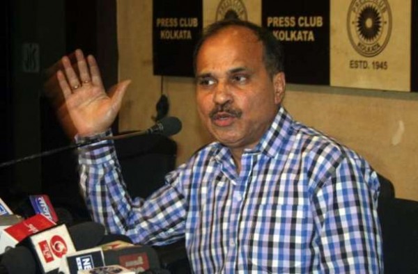 लोकसभा में विपक्ष के नेता अधीर रंजन चौधरी के घर पर हंगामा, उपद्रव