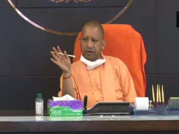 महामारी से बचना और बचाना है, पूजा या नमाज घर से करें: CM योगी