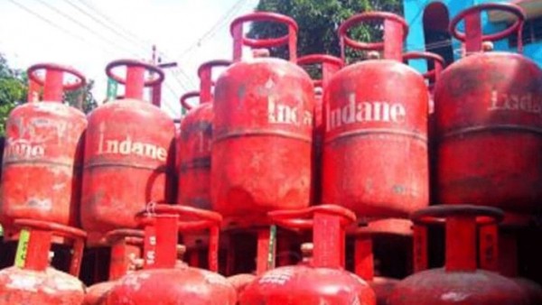 LPG सिलिंडर की कीमतों में एक बार फिर हुआ इजाफा, यहाँ जानें नए भाव