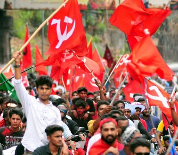 कांग्रेस के बाद, क्या केरल माकपा अब भाजपा पर लगा रही निशाना?