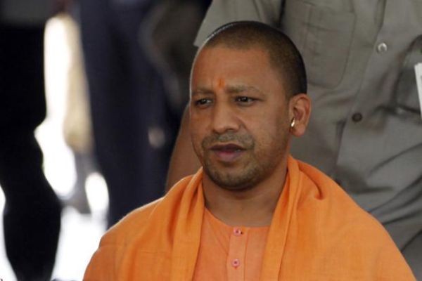 UP सरकार का ऐलान, ऐसे छात्रों को देगी लैपटॉप और एक लाख रूपये