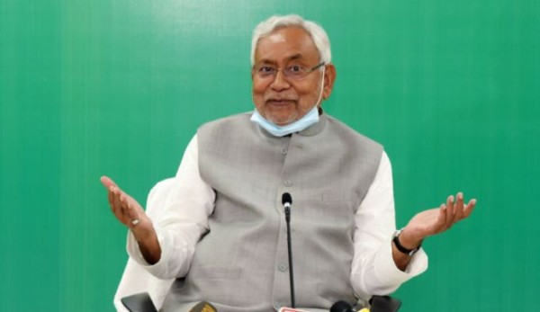नीतीश आपकी समाज तोड़क कुर्सीवादी नीतियों से बिहार को बहुत नुक़सान हुआ: RJD