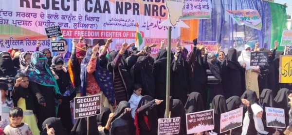 देश की एकता और अखंडता के लिए आवाज उठती रहेंगी : जरीना इकबाल