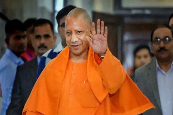  Corona से जंग जीत रहा है यूपी, ये आंकड़ें देंगे योगी सरकार को बड़ी राहत